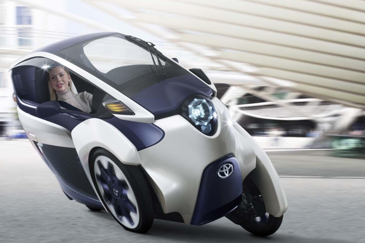 Toyota i-Road: électrique, compact, flexible