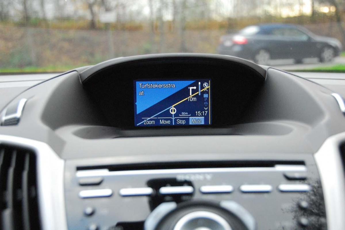 Ford Grand C-MAX: GPS