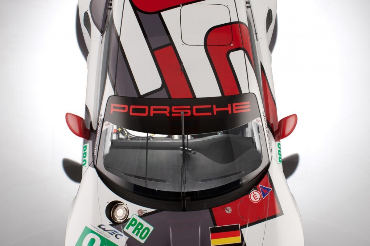 Porsche 911 RSR (2013)