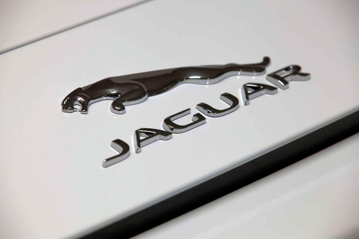 Jaguar F-Type V6