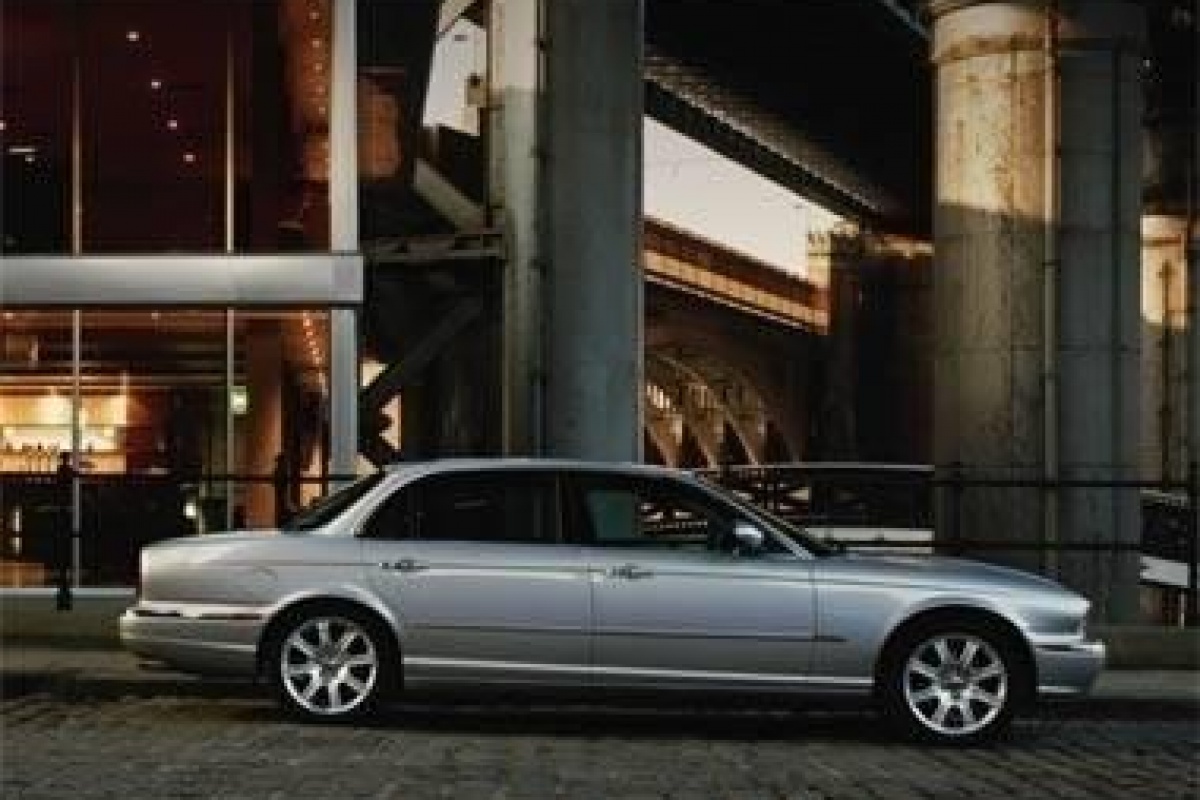 Jaguar XJ Lang