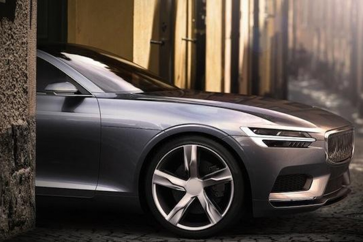 Volvo Coupe concept (teasers)