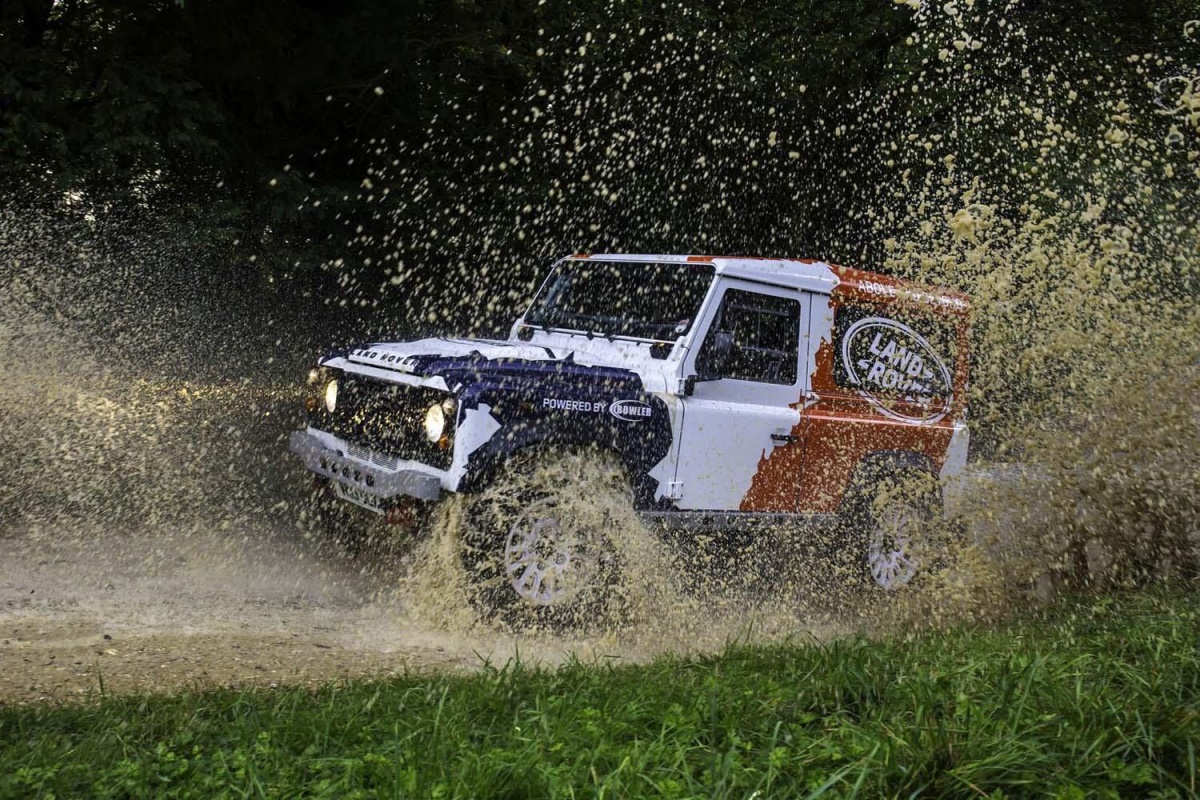 Land Rover Defender krijgt eigen rallyformule