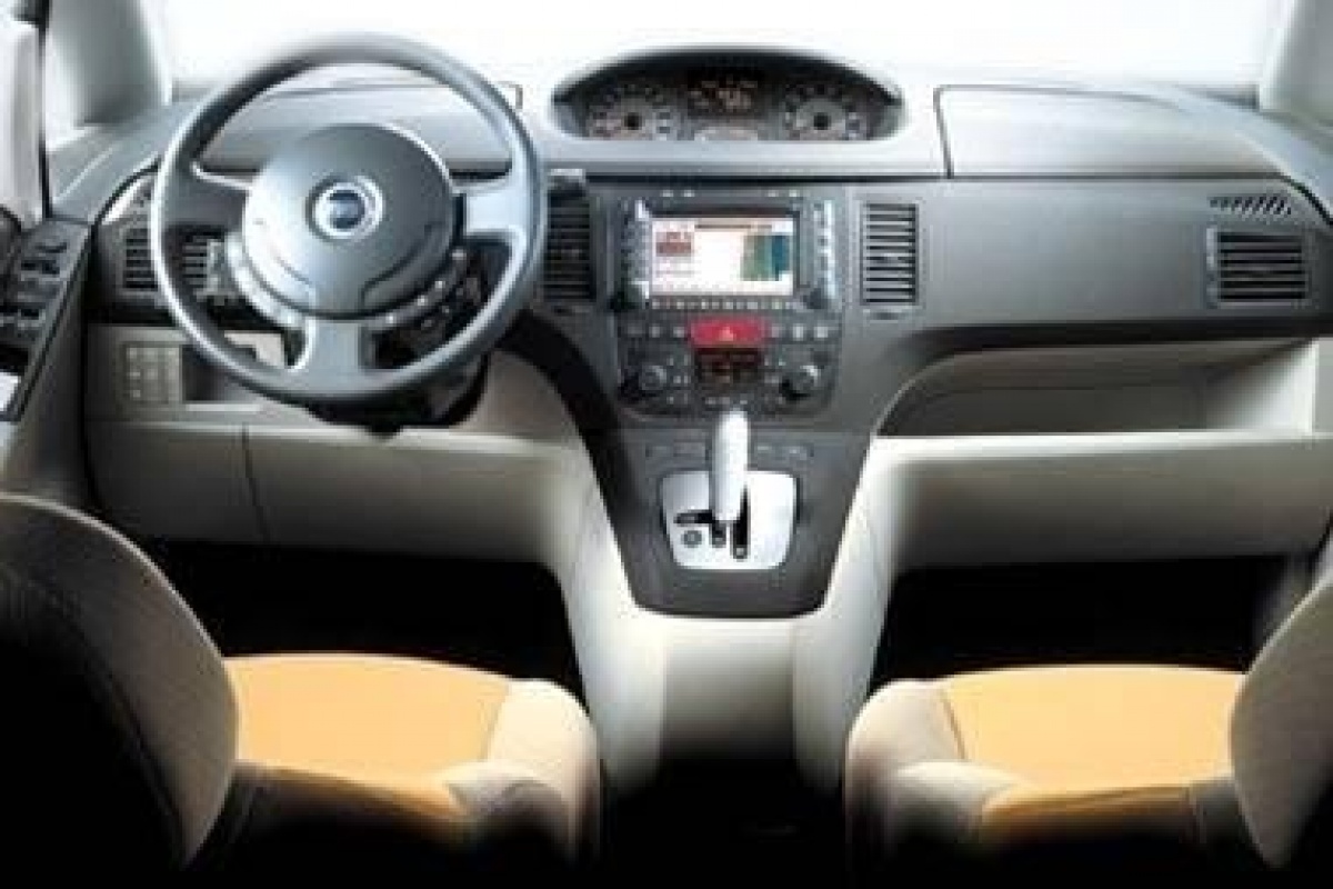 Fiat Simba en Punto MPV in première