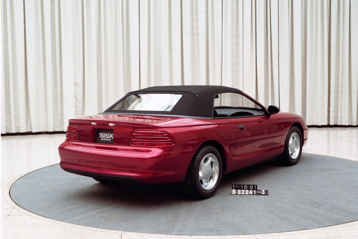 Ford Mustang concepts 1994