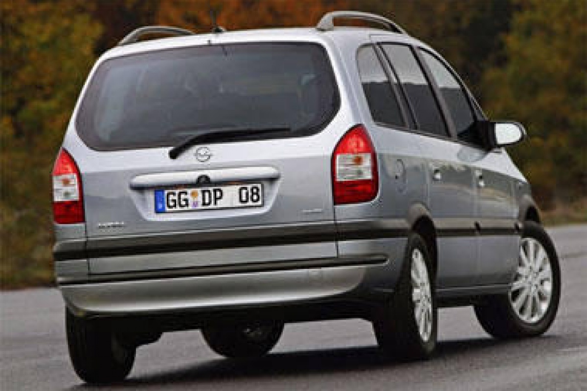 Opel Zafira facelift