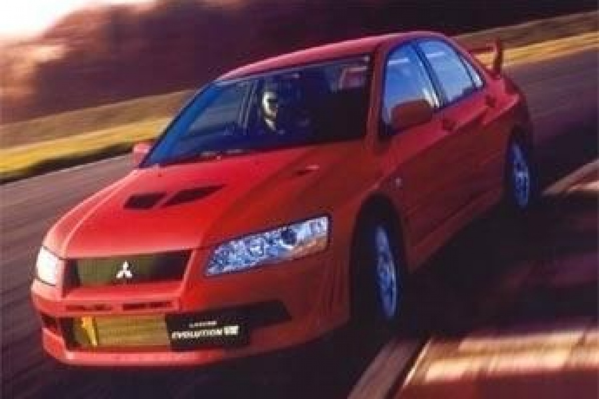 Mitsubishi Lancer EVO VII, Carisma 2002, Pajero Evolution