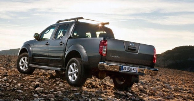 Nissan navara pathfinder